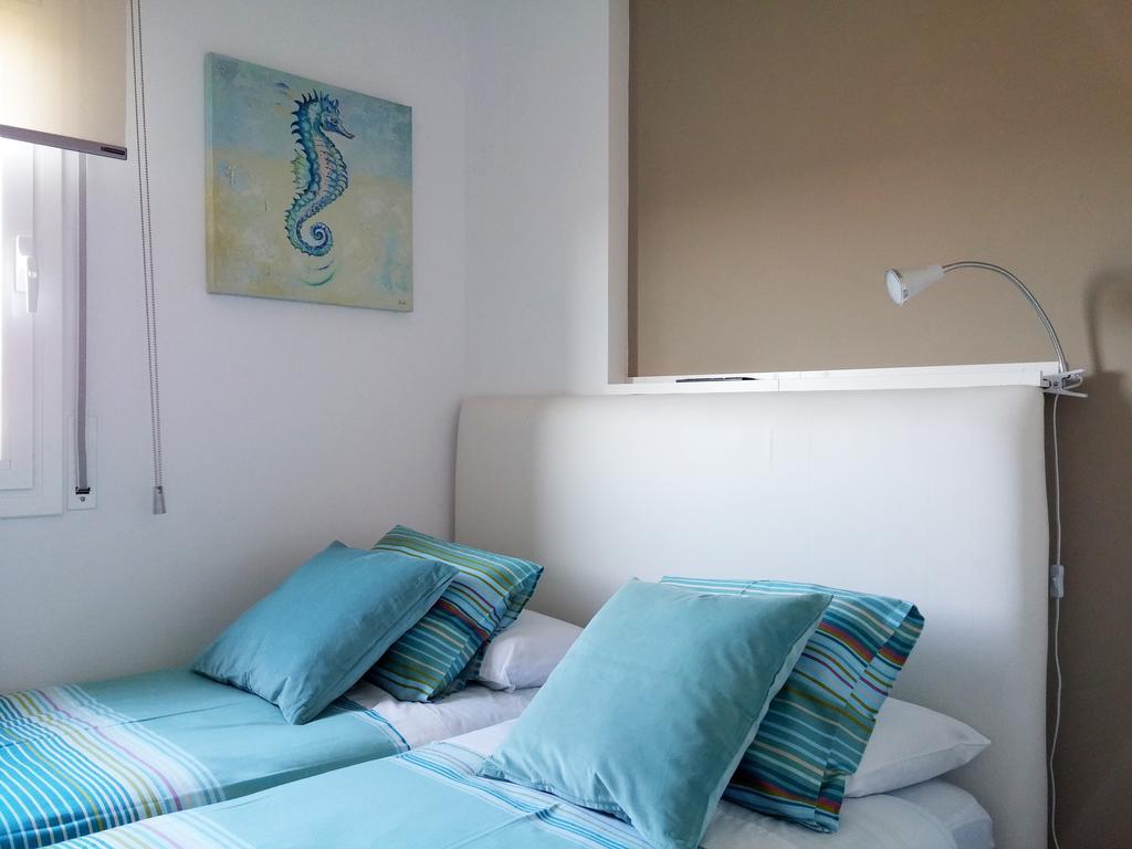 Port And Beach Badalona Room photo