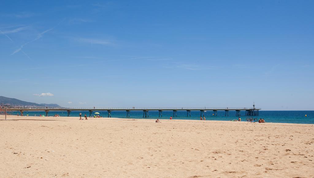 Port And Beach Badalona Room photo