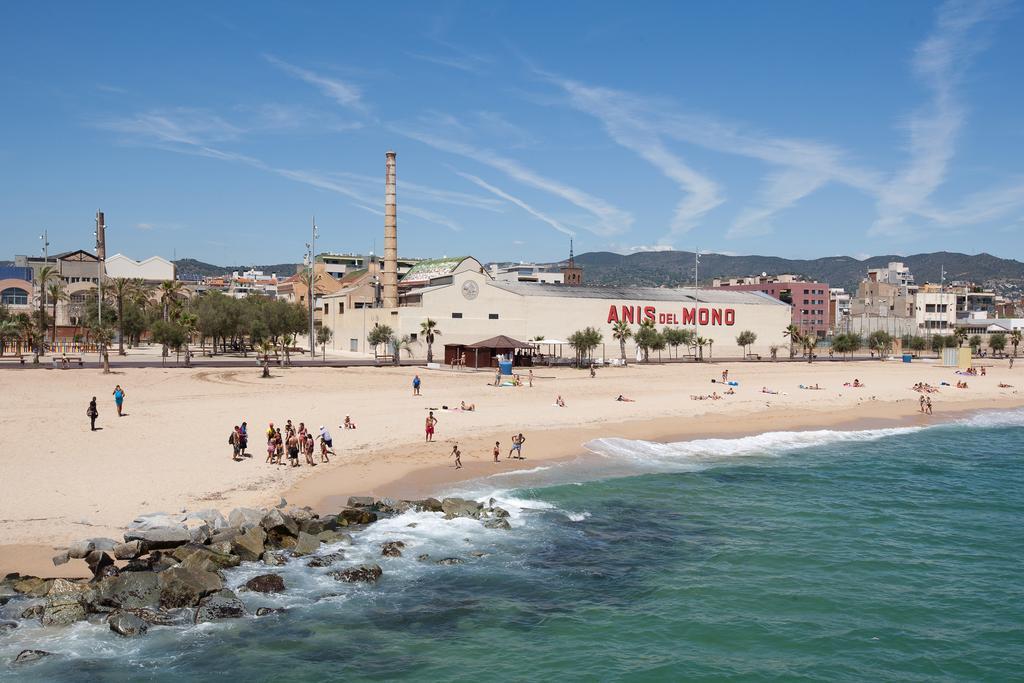 Port And Beach Badalona Room photo