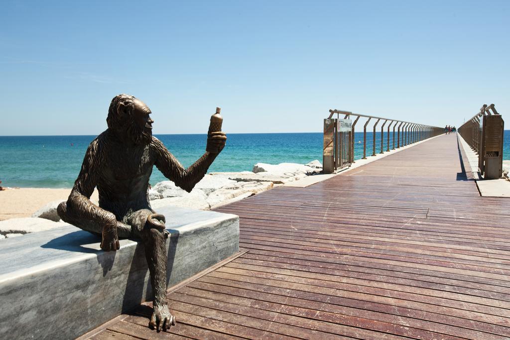 Port And Beach Badalona Room photo